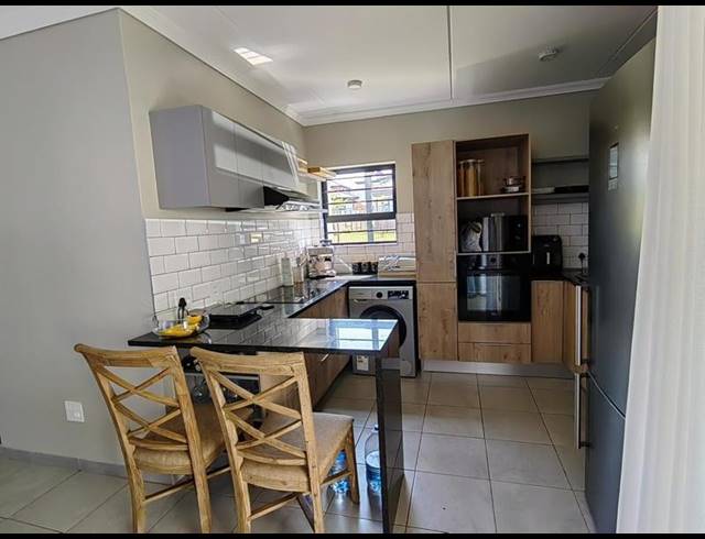 4 BEDROOM HOUSE FOR SALE IN LOTUS GARDENS